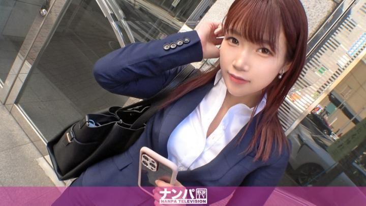 GANA-3010~快来认识一位声音可爱的卖保险的白领吧!你可能会觉得她很僵硬,但她是一个喜欢感觉良好的淫荡女孩。她的丝袜破了,还潮喷了很多!“那很好!那很好!”她一边说,一边以女牛仔的姿势摇动臀部!